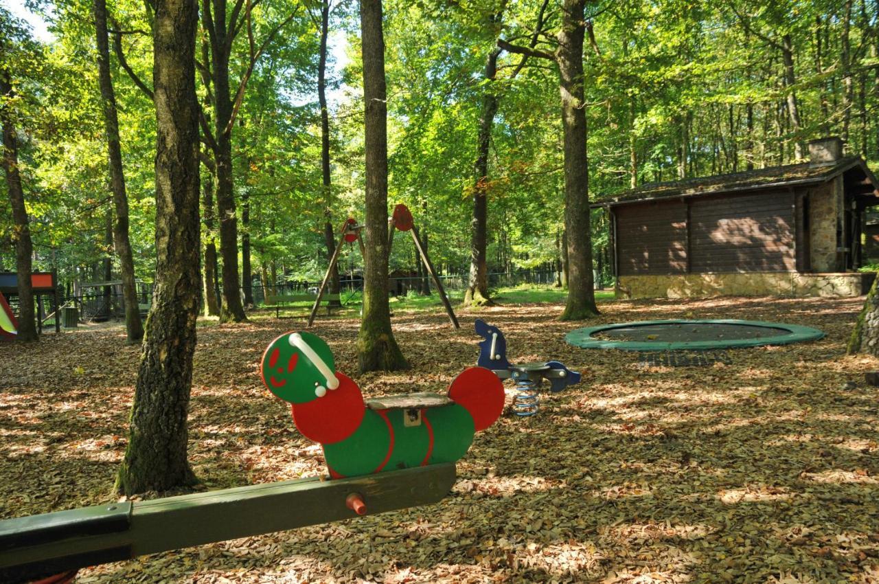Meleze - Oignies Villa Petit Mesnil Exteriör bild