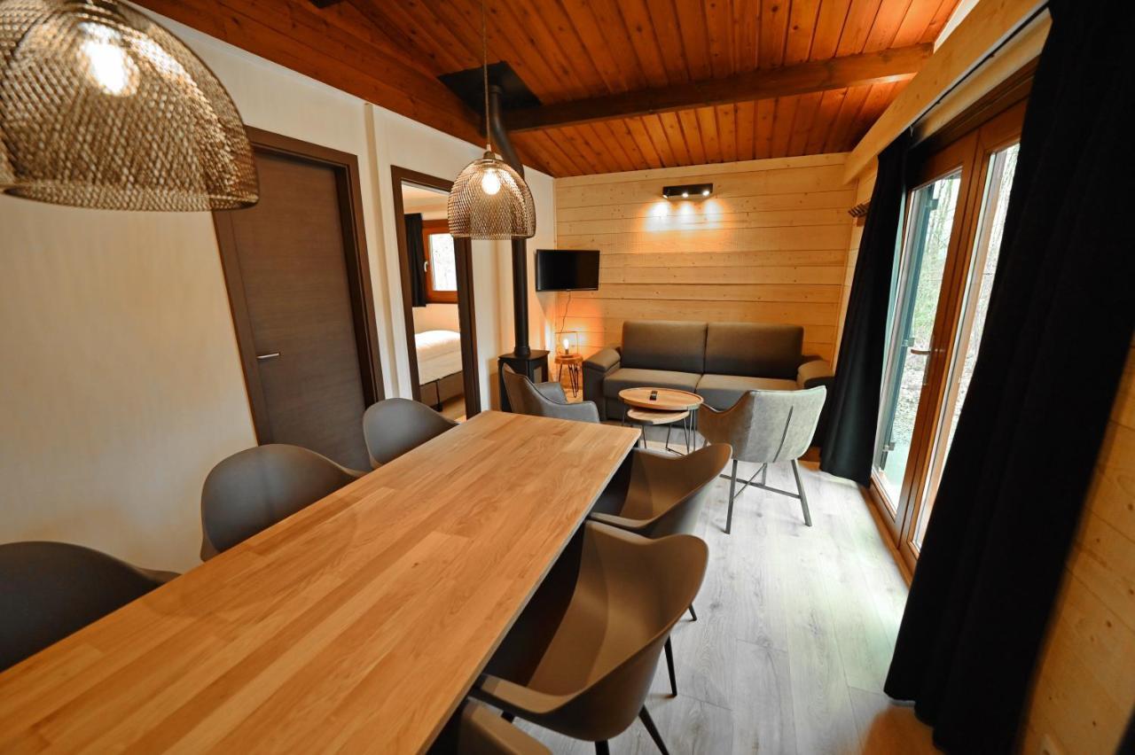 Meleze - Oignies Villa Petit Mesnil Exteriör bild